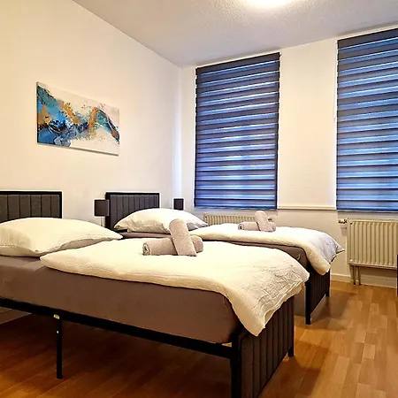 Apartament Happyside Travel & Work #4 - 4 Personen - Wlan - Zentrum Lipsk