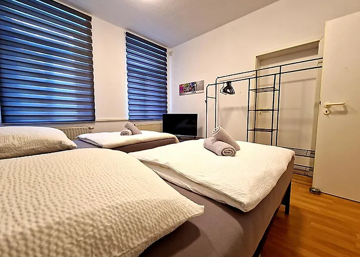 Appartement Happyside Travel & Work #4 - 4 Personen - Wlan - Zentrum Leipzig